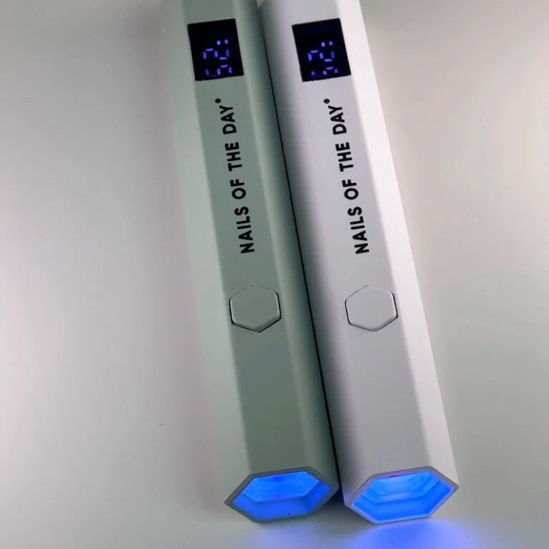 Led flashlight for upper, lower forms NAILSOFTHEDAY Nail lamp